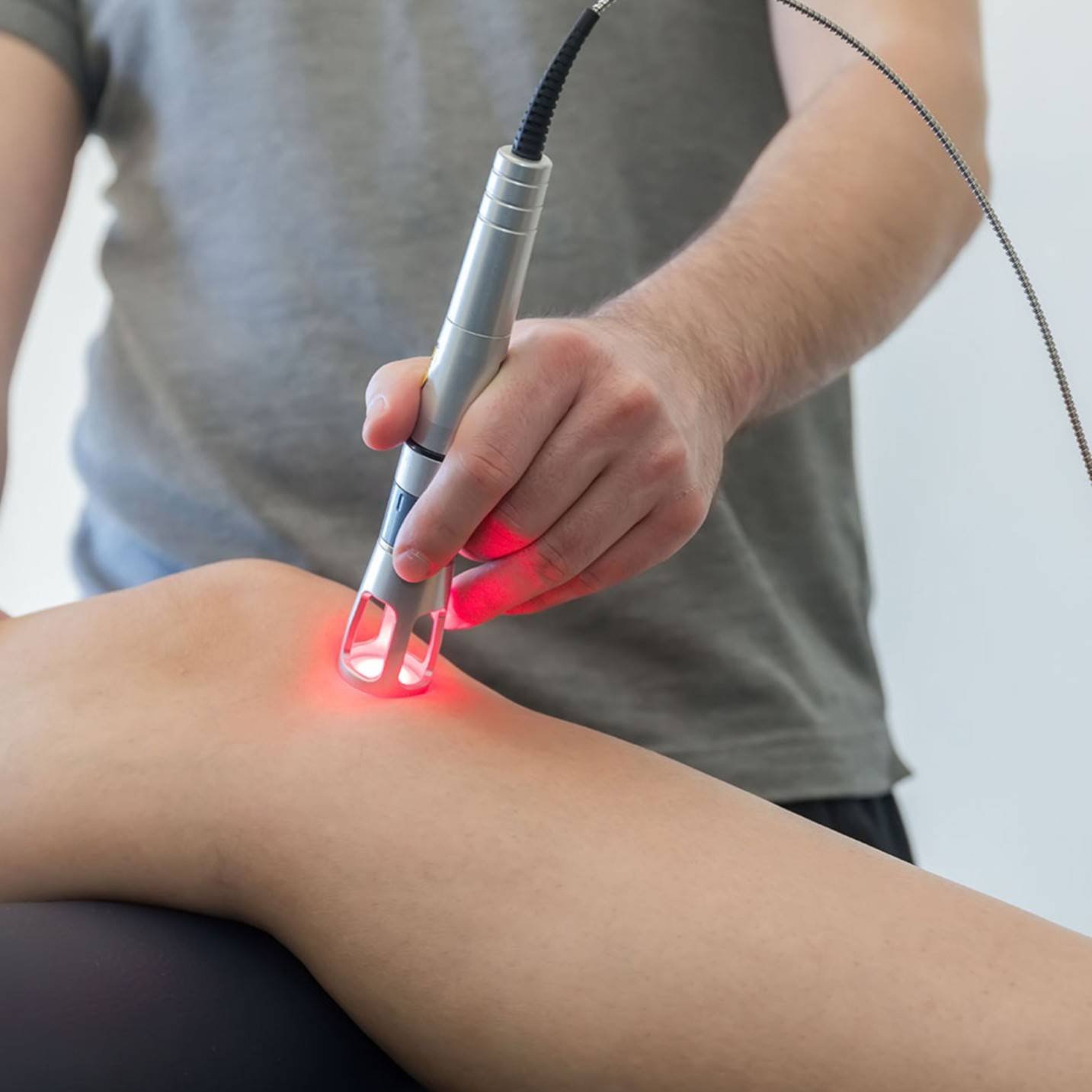 Physiotherapist providing high intensity laser therapy in Strovolos Nicosia
